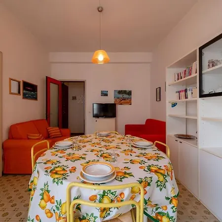 Casa Vista Mare E Parcheggio