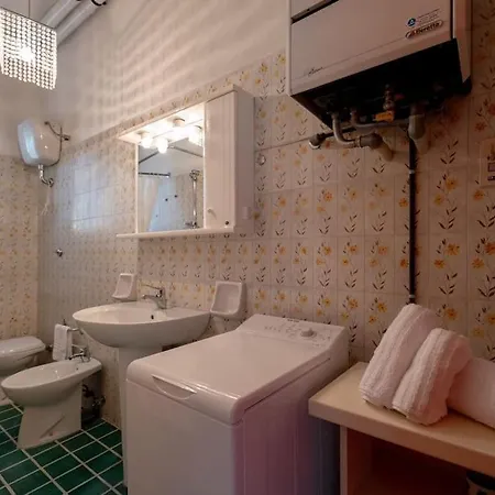 Casa Vista Mare E Parcheggio 马洛塔